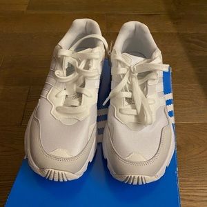 Adidas Yung-96 sneakers (white) - size womens 8
